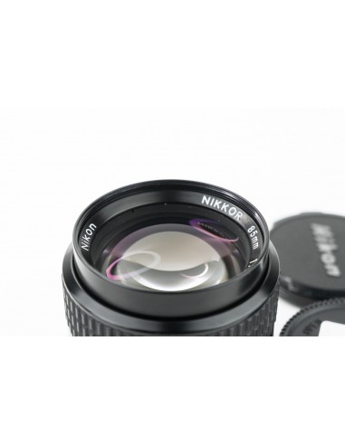 Nikon Nikkor Ai-s 85mm 1:2
