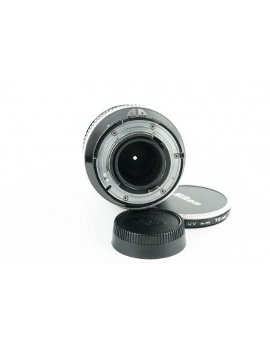 Nikon Nikkor ED Ai-s 180mm 1:2.8